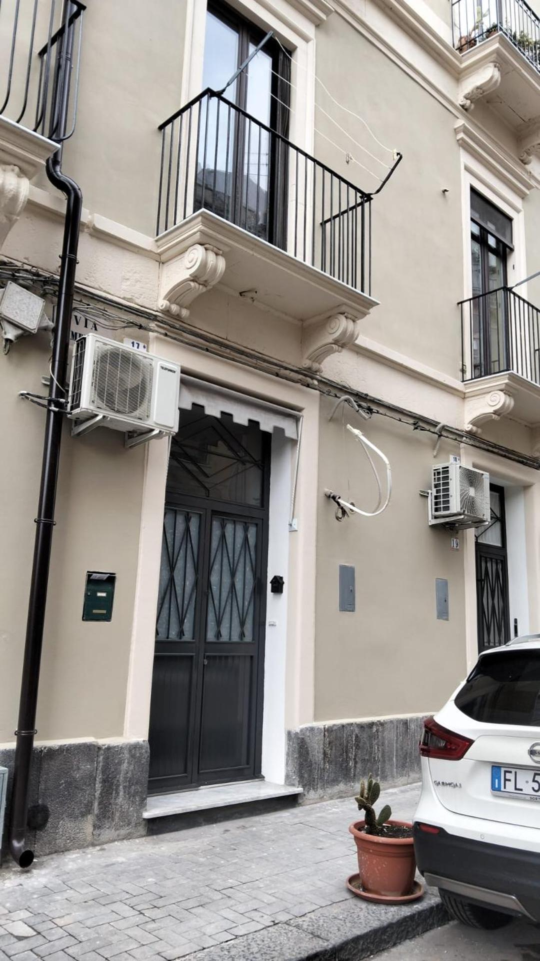 Novios 017 Holiday Home Κατάνια Εξωτερικό φωτογραφία
